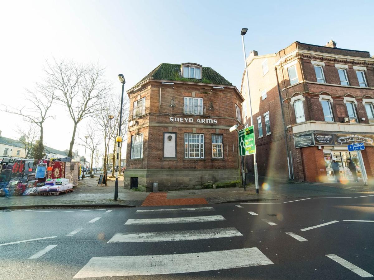 Sneyd Arms Hotel Stoke-on-Trent Dış mekan fotoğraf